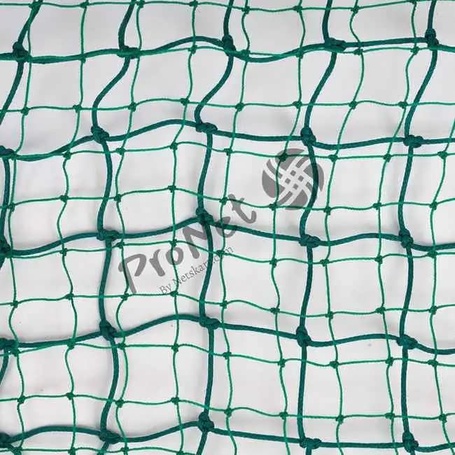 Close-up view of GarSafe 35 MM safety net mesh for construction sites, renovation work and site protection